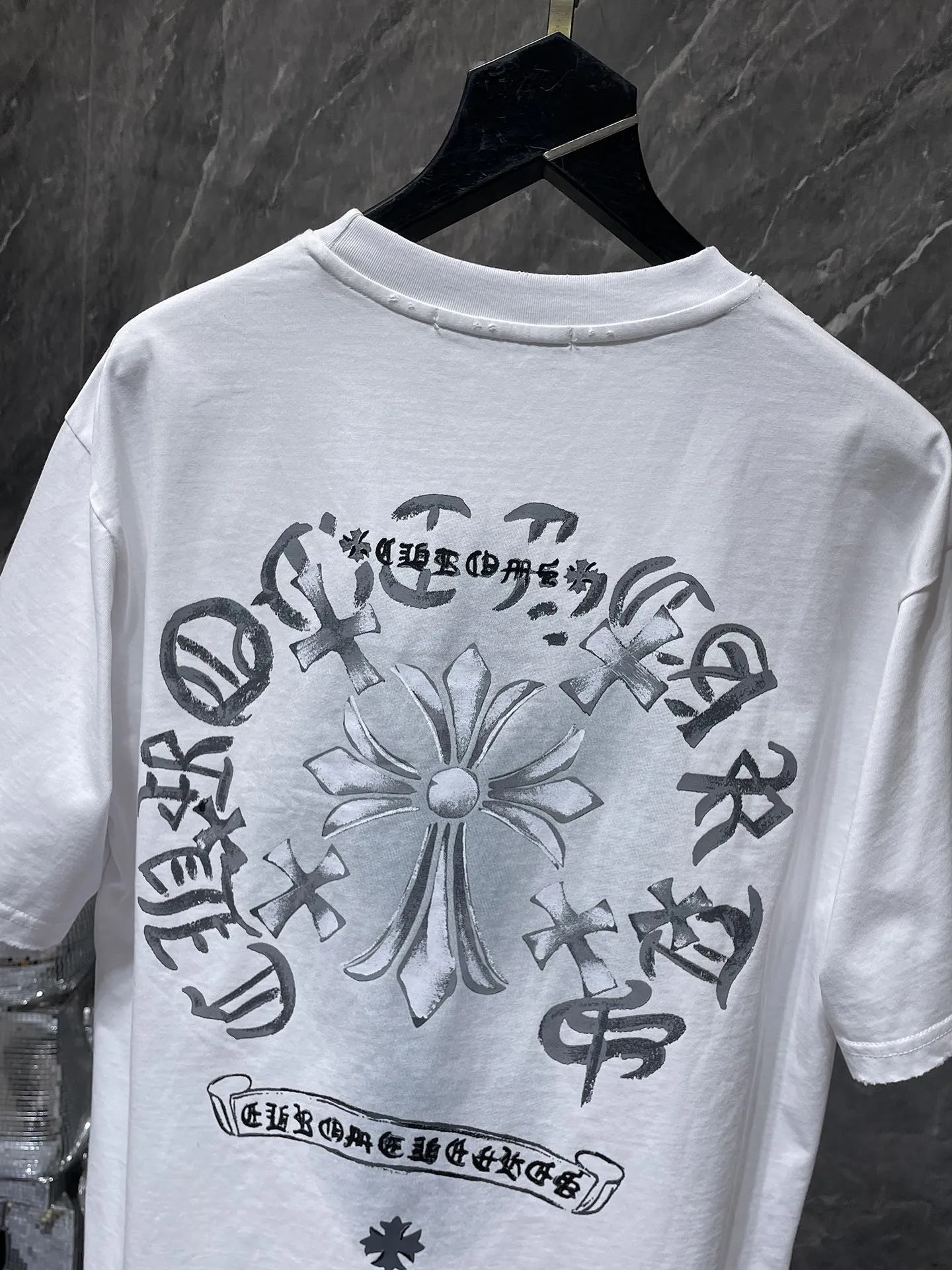 P160 New Chrome Hearts 25ss washed version for summer! ! High-weight, environmentally friendly, high-quality top-quality fabric 280g Crow hole hand-painted cross washed short-sleeved counter synchronization 1:1 replica version Recommended colors: white, black